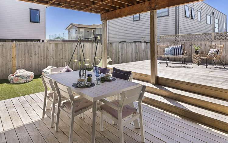 8 Makura Road Long Bay_12