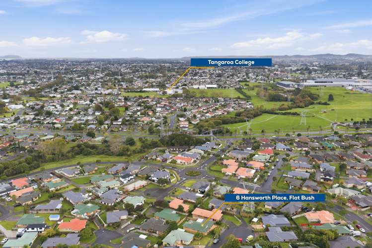 6 Hansworth Place Flat Bush_24