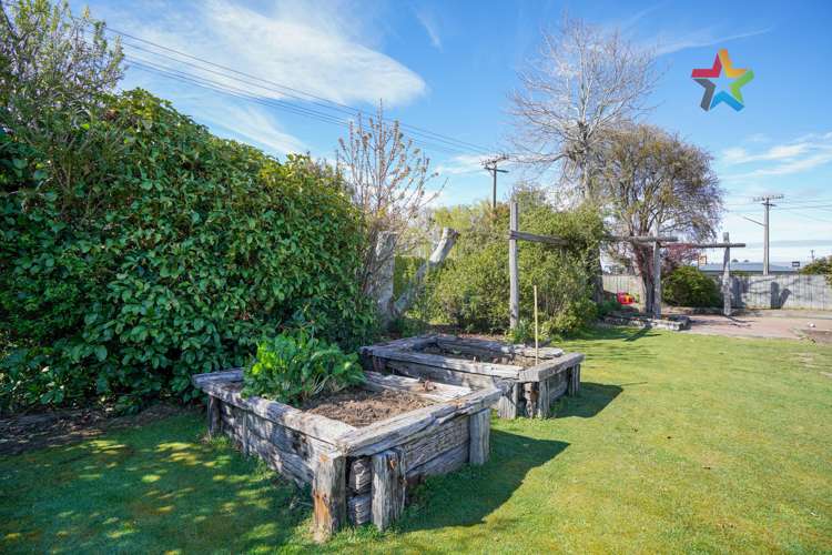 1 Home Street Manapouri_22