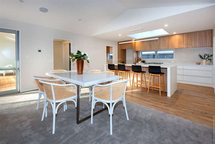 75 Halpin Drive Lincoln_6