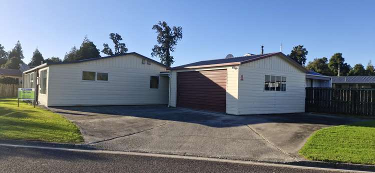 1 Nyhon Place Haast_7