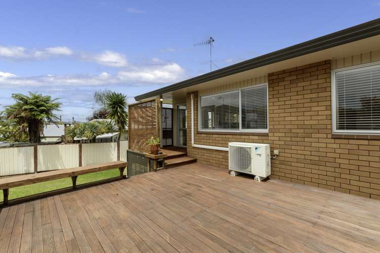 5b Highfield Crescent Brookfield_3