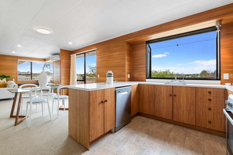 14 Waiora Road Stanmore Bay_6