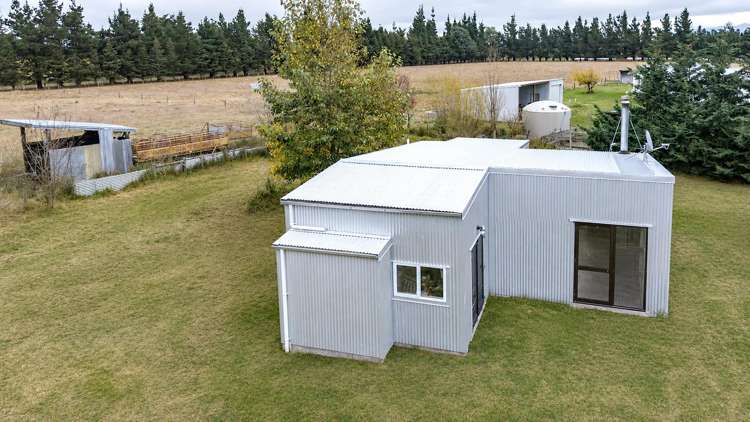 443 Ashley Road Cust_23