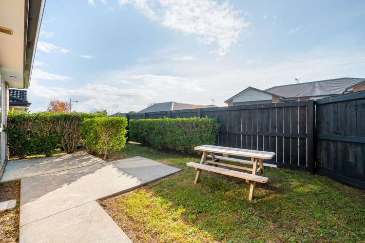 17 + 17A Barwick Place Huntington_16