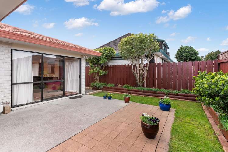 2/16 Travers Place Northpark_22