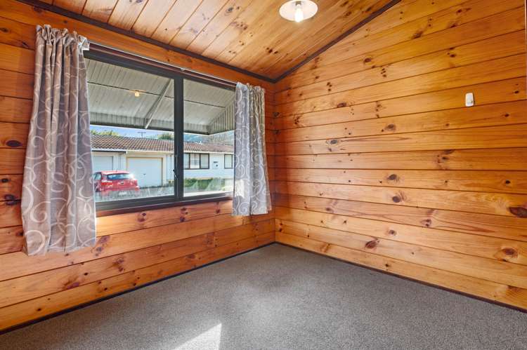 184b Clayton Road Mangakakahi_6