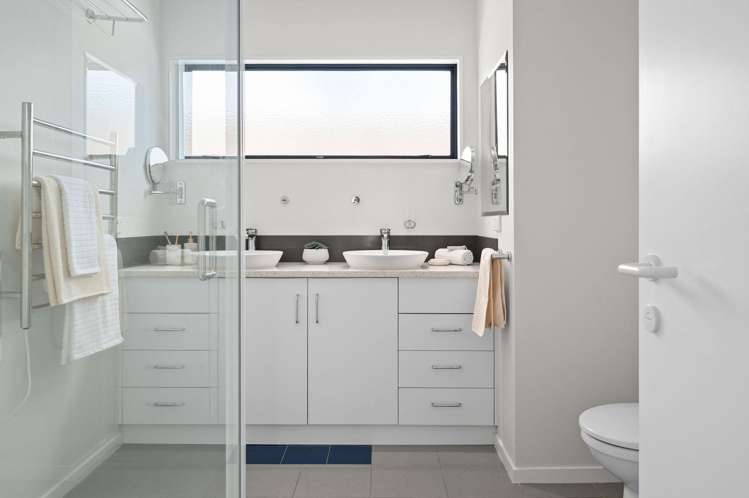 11 Crowden Place Harrowfield_19