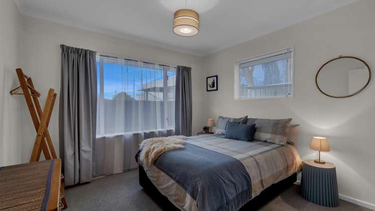 2/266 Sawyers Arms Road_4