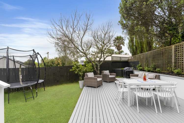 2/23 Aeroview Drive Beach Haven_12