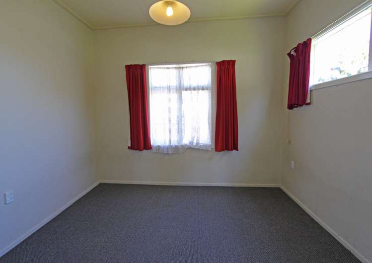 32 Tui Street Pahiatua_6