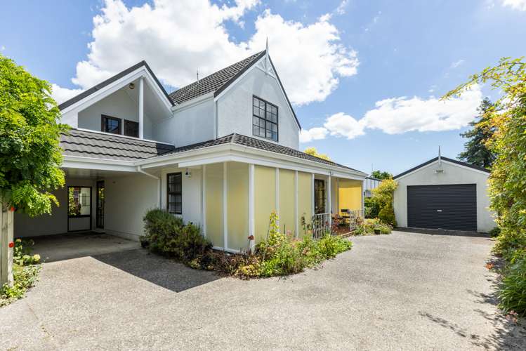 2/22 Middle Road Havelock North_12