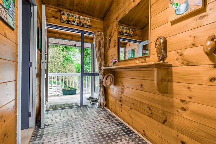 92 Poaka Avenue Dinsdale_23