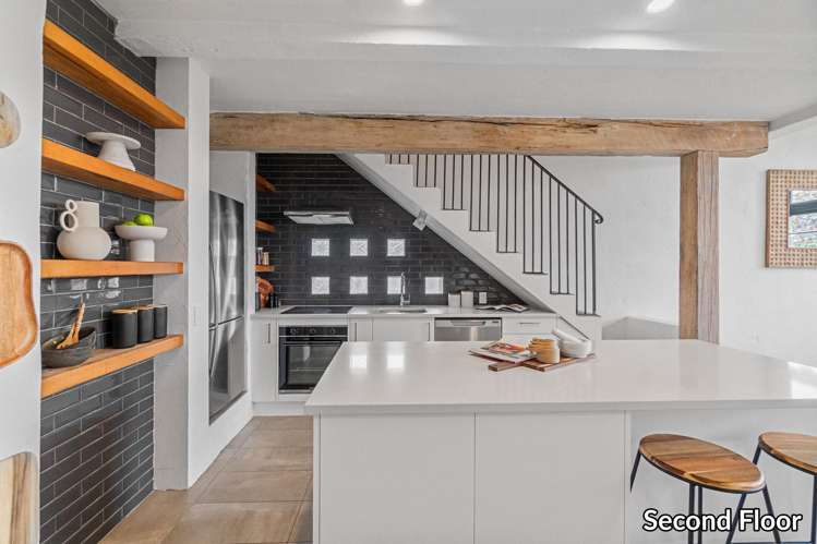 1/25A Lake Road Devonport_14