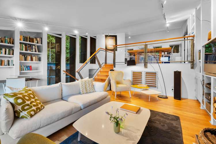 61 Victoria Road South Onetangi_11