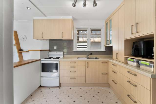 1/50 Marsden Road Stoke_3