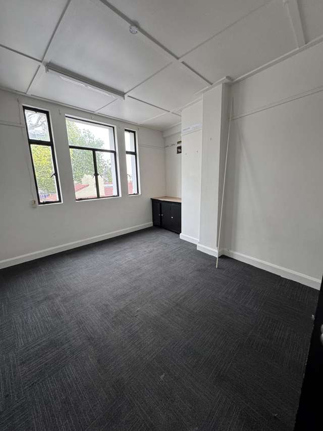 101 Russell Street North Hastings Central_1