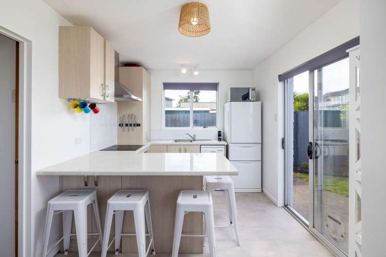 2/15 Hood Street New Brighton_5