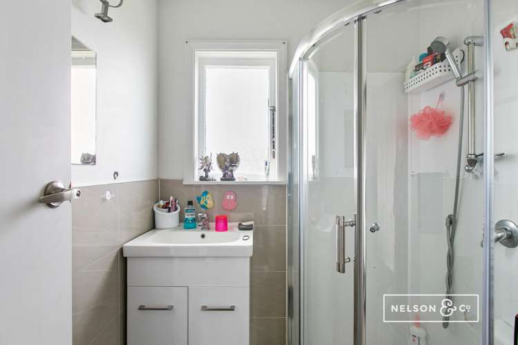 13 Sutton Crescent Papakura_10