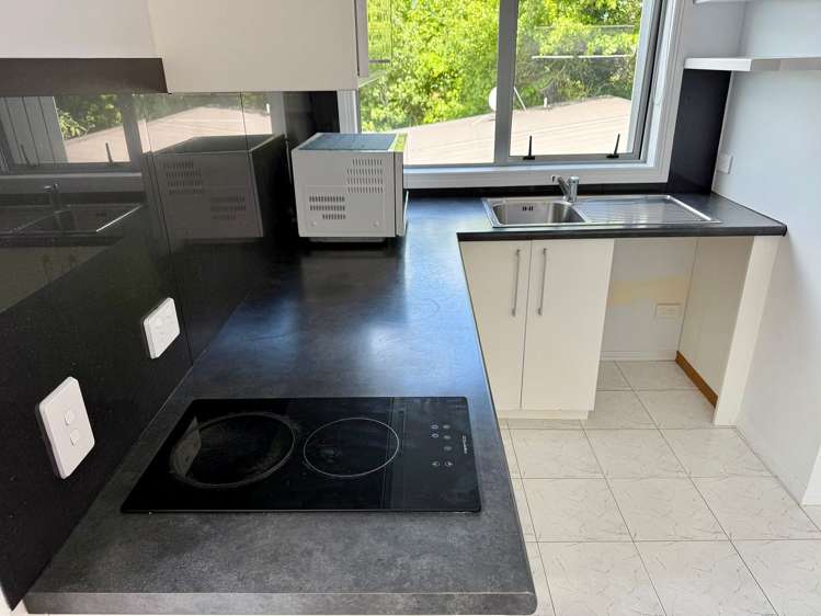 282 Glamorgan Drive Northcross_9