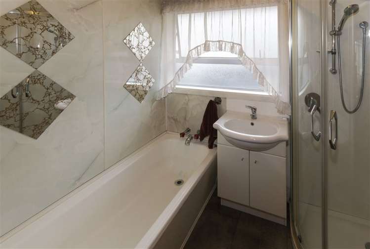 11 Skerten Avenue Hornby_8