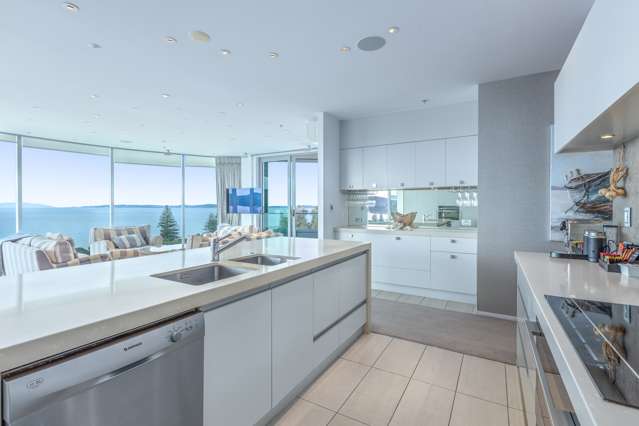 1001/11 Tamariki Avenue Orewa_4