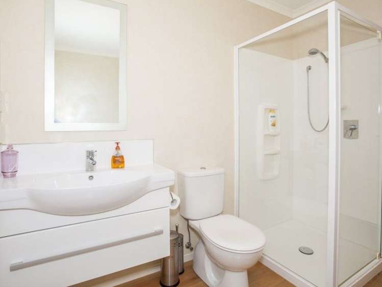 7 Florence Avenue Palmerston North Central_16