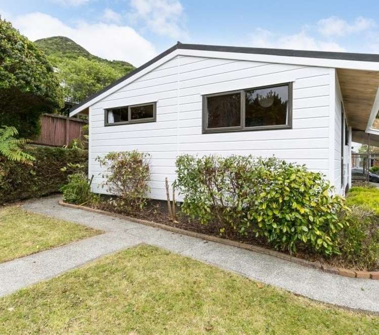87 Allington Road Karori_9
