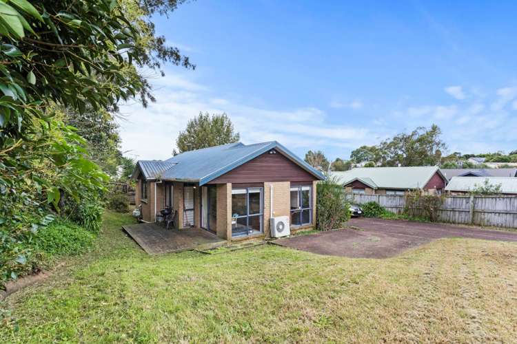 32a Forest Hill Road Henderson_11