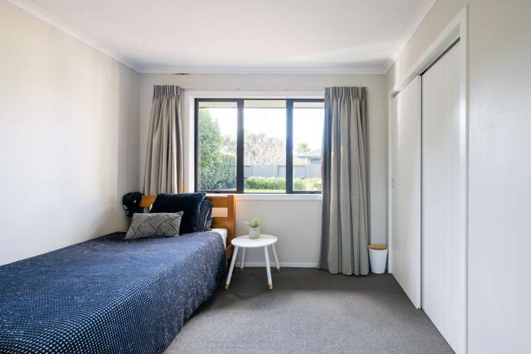 5 Ashington Grove Huntington_14