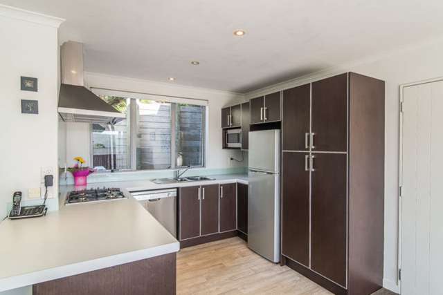 17 Tweed Road Papakowhai_3