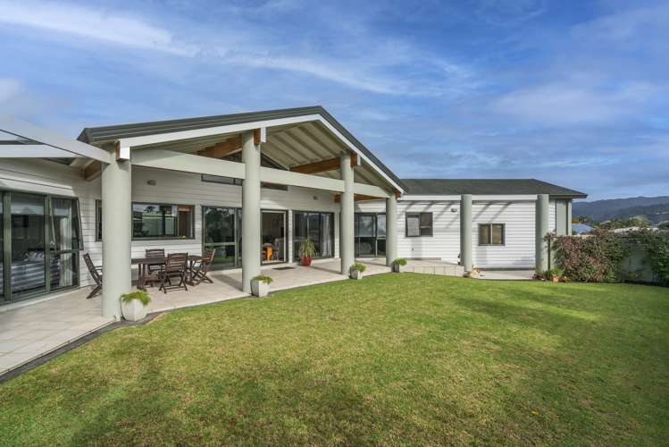 120 The Yardarm Pauanui_20