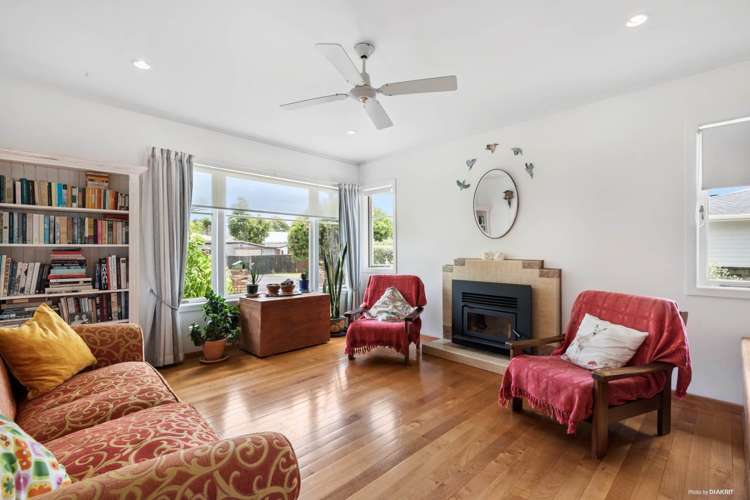 10 Ward Crescent Te Atatu Peninsula_10