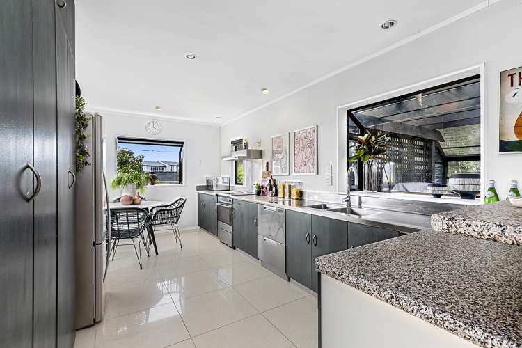 7 Cobar Close Maupuia_5