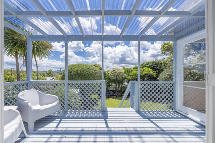 4 Lloyd Avenue Mount Albert_6