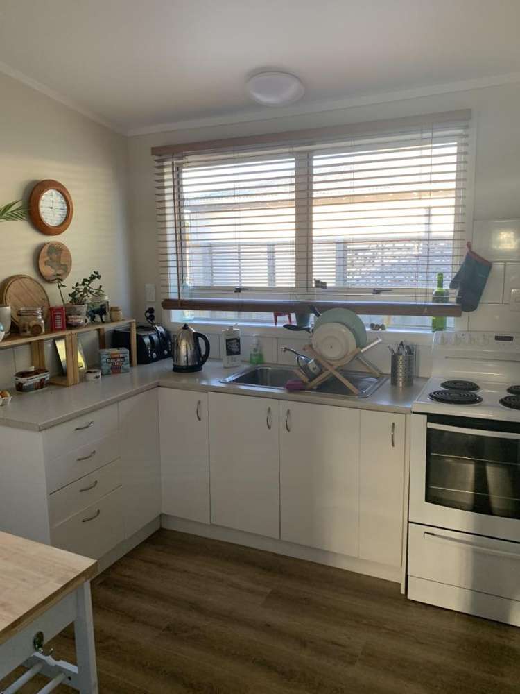 61 Great North Road 2123_6