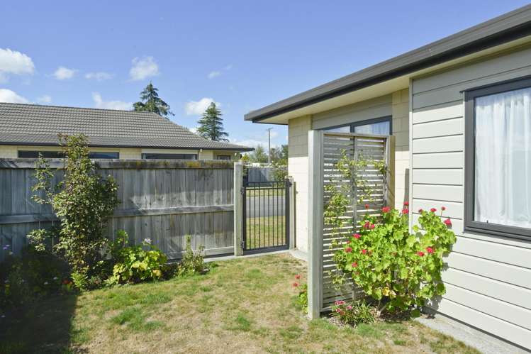 4 Ashmore Park Carterton_14