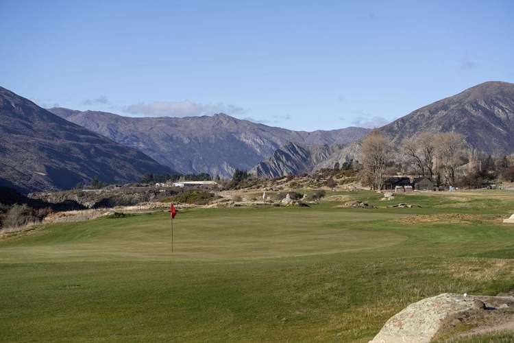 108 Toms Creek Road Queenstown_12