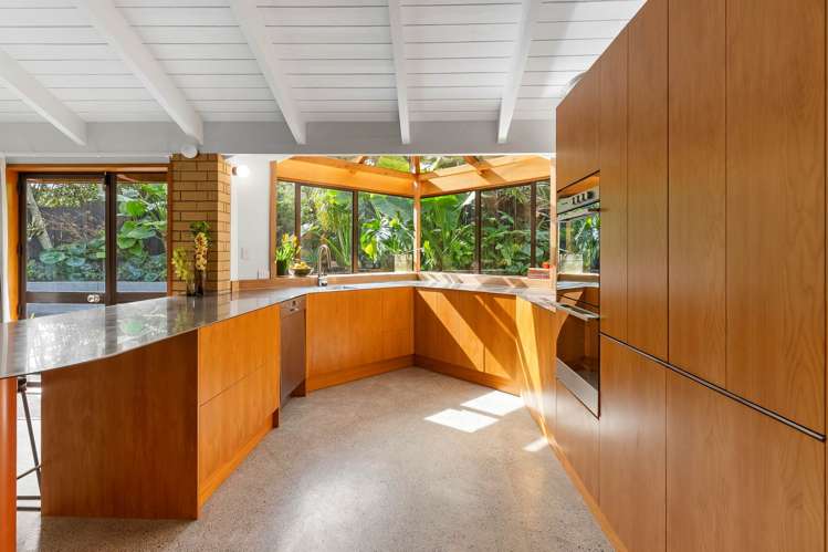 7 Happeace Lane Titirangi_16