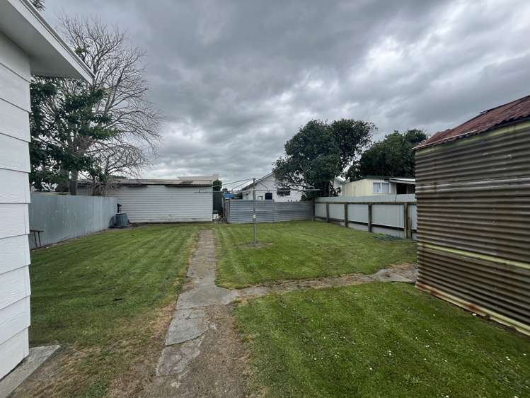 171 Ferguson Street West End_11