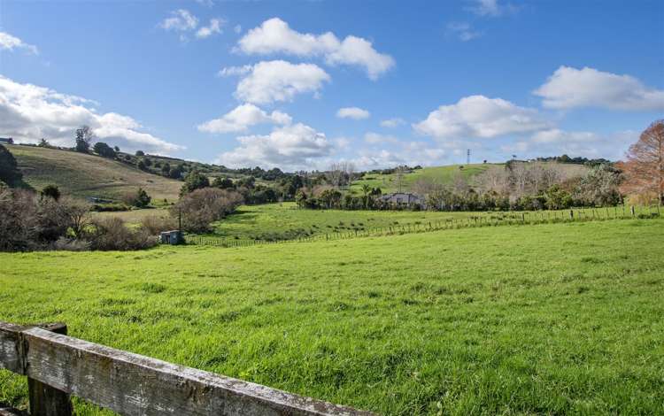 9 Nihotetea Lane Maunu_21