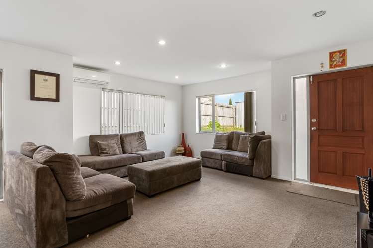 6 John Broad Place Flat Bush_2