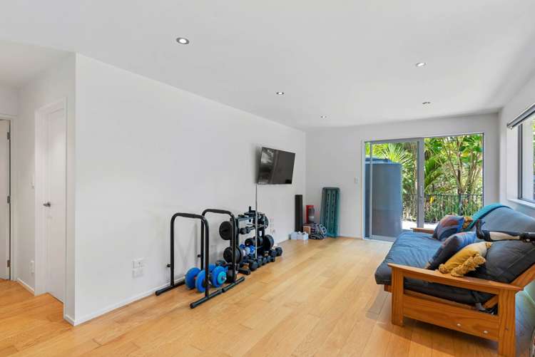3/304 Beach Road Campbells Bay_35