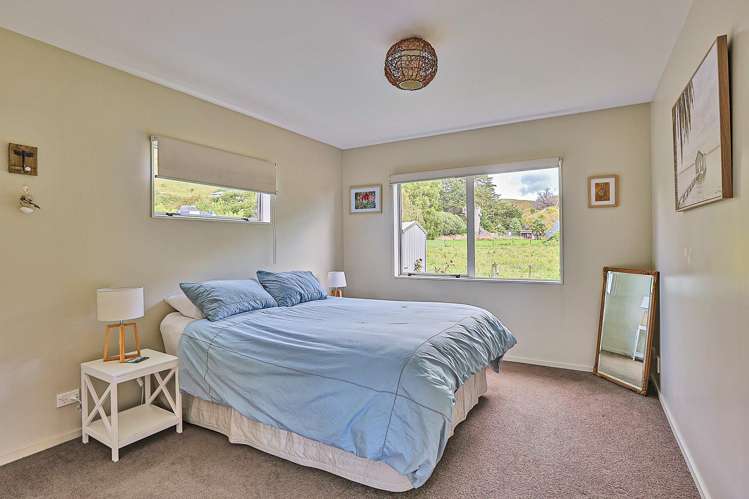 9 John Ross Place Kairakau Beach_14