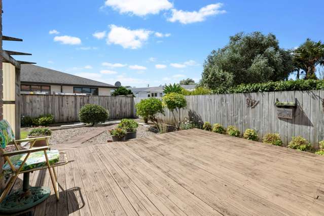 13 Pine Road Orewa_4