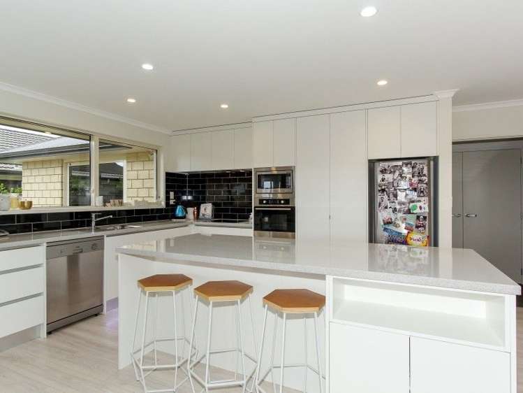 9 Honeyfield Drive Whalers Gate_15