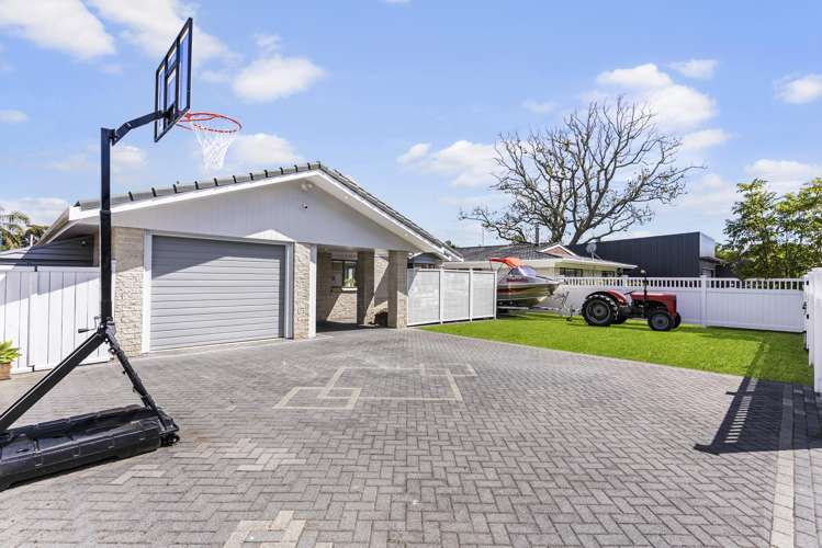 35 The Circle Manly_2