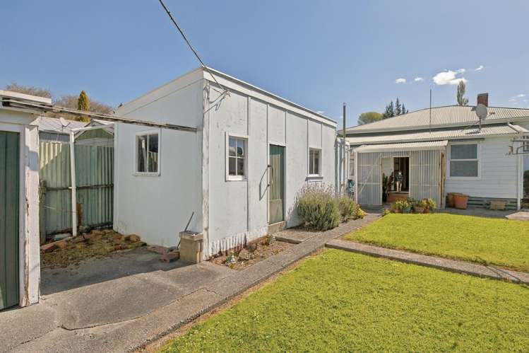 40 Paraekaretu Street Hunterville_13