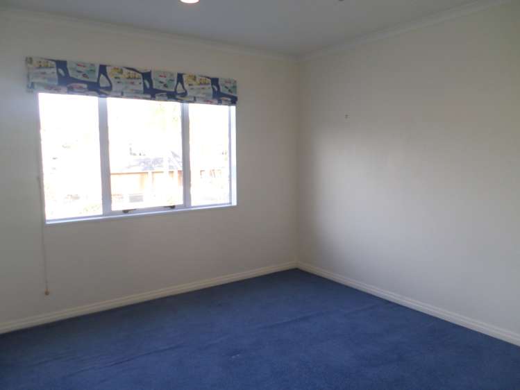 7 Esther Place Red Beach_8