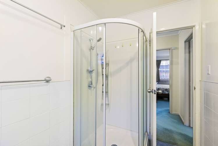 4/1 Pine Street New Lynn_10